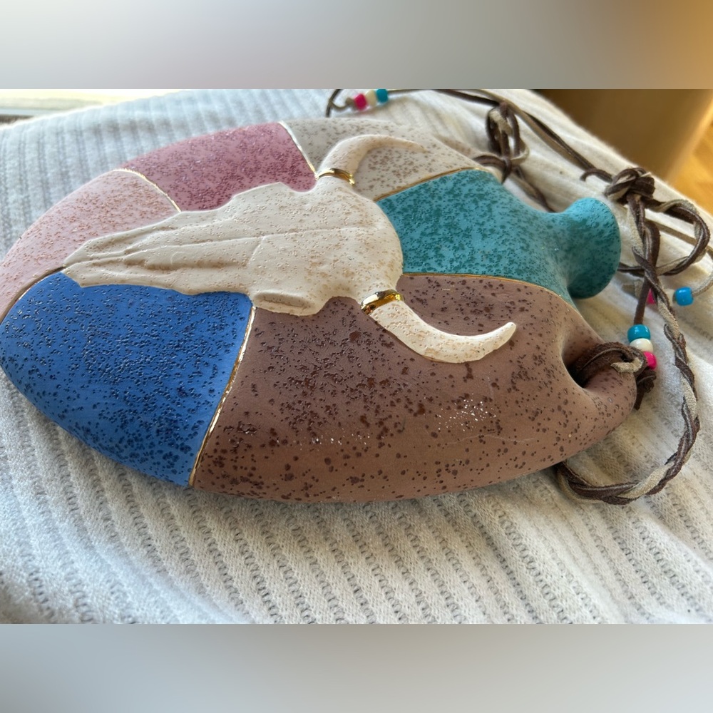 Southwestern Wall Art/Jug/Flask Stone Pottery Skull Canteen- vintage 80’s - Picture 7 of 9